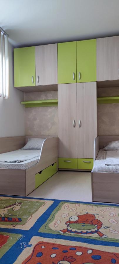 Hysteria Central Flat Oradea Bagian luar foto